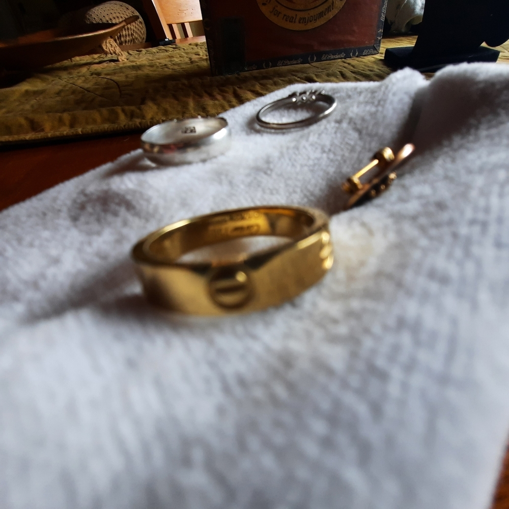 Jewelry bundle three rings One pin